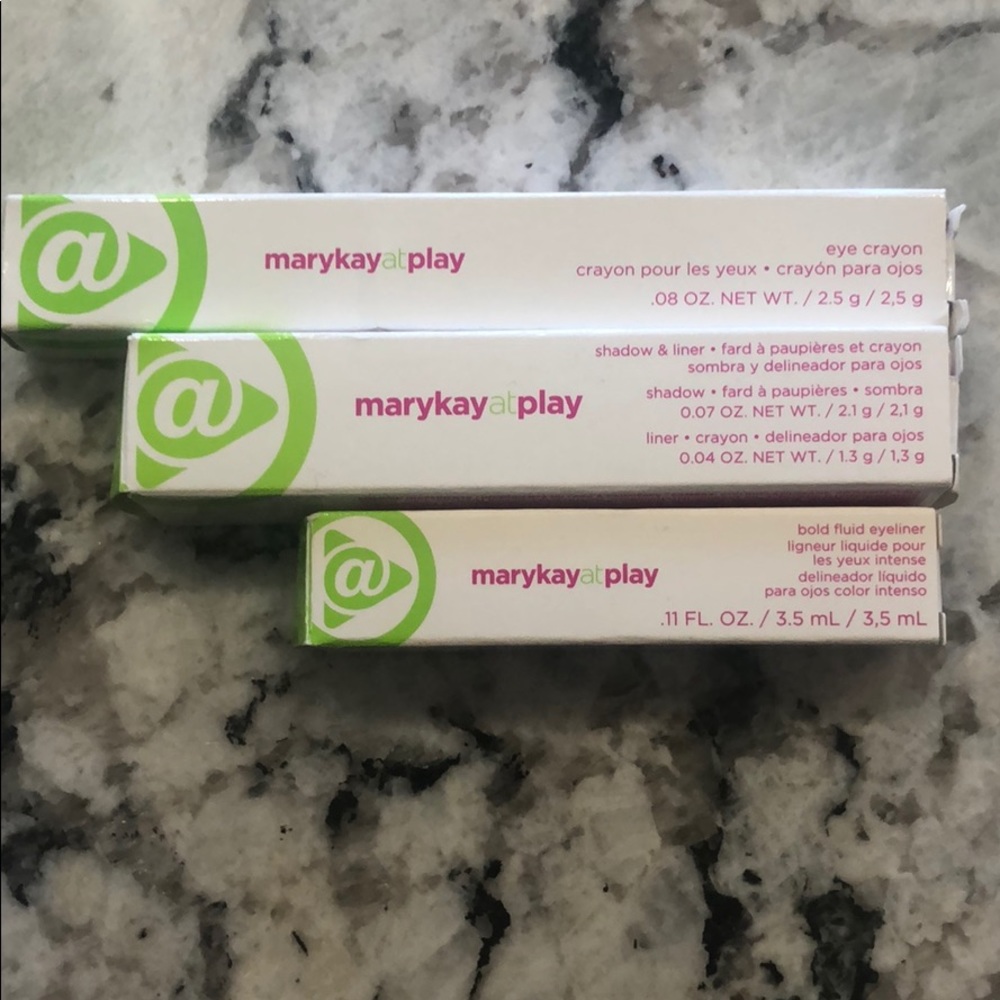 ❄️3 for $15❄️Set of 3 Mary Kay at play eye violet eye colors